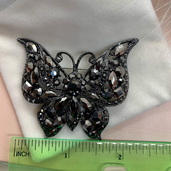 Black Rhinestone Butterfly Brooch - Picture 2 of 3